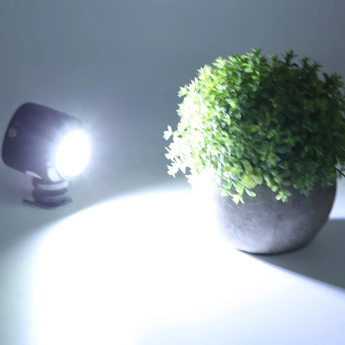 KIMISS Lumière de Remplissage LED de Plongée 7500K Haute luminosité Mini Caméra sous-Marine Vidéo avec Une capacité de Profondeur de 40M pour la Photographie de Plongée en Apnée en