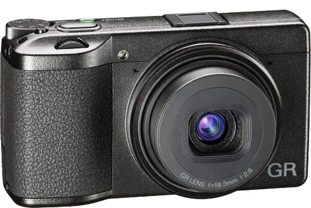 RICOH GR III Appareil Photo Compact Premium 24 Mpx APSC capteur 28 mm F2.8 Haute qualité Objectif GR Compact numérique