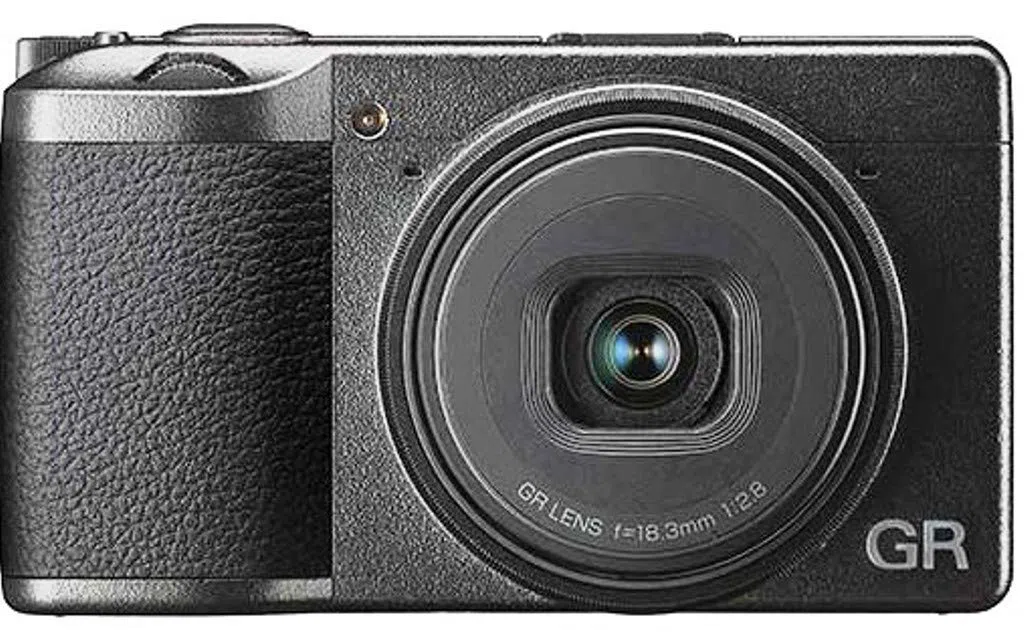 RICOH GR III Appareil Photo Compact Premium 24 Mpx APSC capteur 28 mm F2.8 Haute qualité Objectif GR Compact numérique